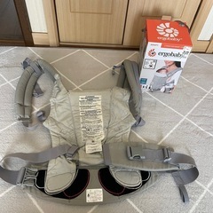 エルゴベビー•アダプト 抱っこひも
の画像