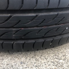 タイヤ4本セット　ホンダ純正ホイールカバー付の画像