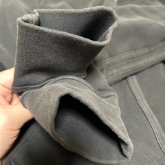 adidasカーディガンMの画像