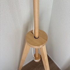 IKEA　LAUTERSフロアランプの画像