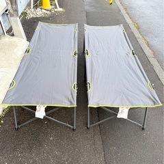 お引取り限定 Quechua ケシュア L100 キャンプベッド コット 2点セット 収納バッグ付き アウトドア用品の画像