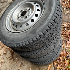 ♪軽トラ  スタッドレスタイヤ145/R12LT・4組セット　その3 ♪の画像