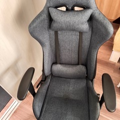 ゲーミングチェア　値段つけてくださいの画像