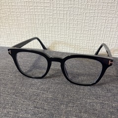トムフォードメガネの画像