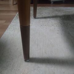 テーブルタイプのこたつの画像