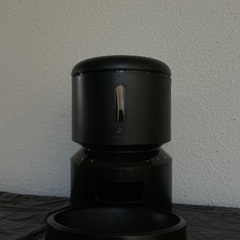 PETLIBRO 犬猫用自動給餌器　の画像