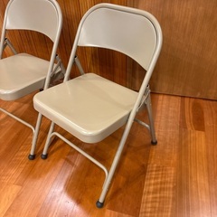 P.F.S 購入 折りたたみ椅子 ベージュの画像