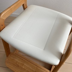 学習 椅子の画像