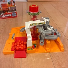 トミカ　つみおろし工事現場の画像