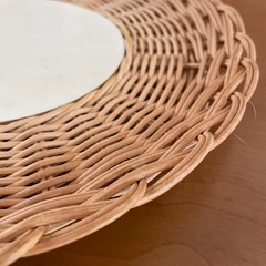 籐編み　お皿の画像