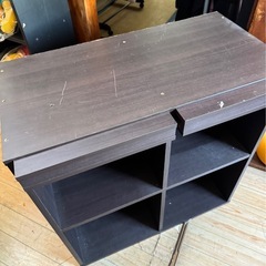 木製の収納棚、カウンター やキッチンワゴン とタイプの家具です。パソコンラック やレンジ台 としても 使えます。の画像