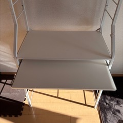 NIELパソコンデスク　ラック付きの画像
