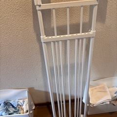突っ張り棚の画像