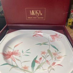 MIKASAのお皿の画像