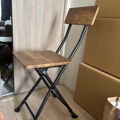 折りたたみチェアの画像