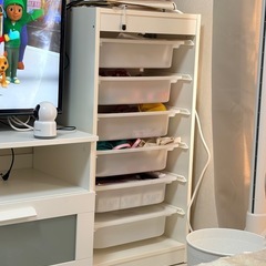 おもちゃ収納の画像