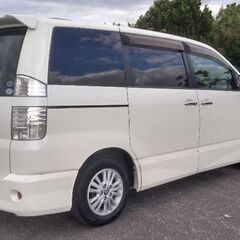 平成１９年式ヴォクシー２５万円、貨物登録の画像