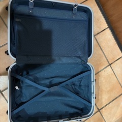 キャリーケースの画像