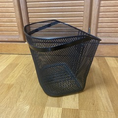 自転車の前かご
の画像