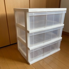 未使用　美品　衣装ケースの画像