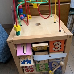 5面おもちゃの画像