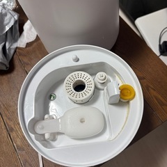 加湿器 卓上 超音波加湿器 大容量 4.5L UVライト 浄水フィルター 上部給水 アロマ対応 3段階加湿調節 空気清浄 省エネ 乾燥対策 tt-hm-k005の画像