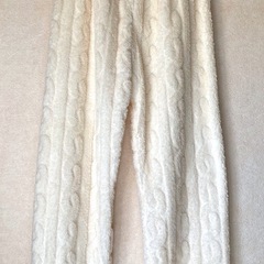 ルームウェア　もこもこ　パジャマ　ガーリー　アイボリー　リボン　あったか　部屋着　フリーサイズの画像