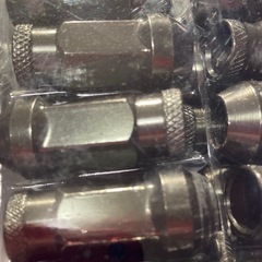 ホイールナットの画像