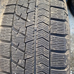 スタットレスタイヤ ２０５ ／60/16R
の画像