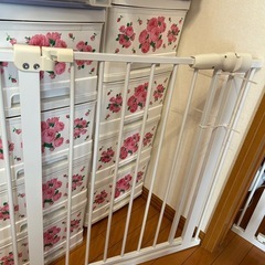 ベビーゲートの画像