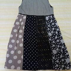 バスト下8枚切替ワンピース　4着セット　Lサイズの画像