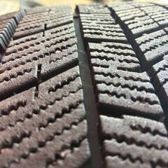 4本で、1,000円　スタッドレスタイヤ　225/40R18の画像