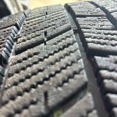 4本で、1,000円　スタッドレスタイヤ　225/40R18の画像