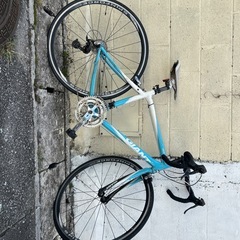 GIANT ロードバイクの画像