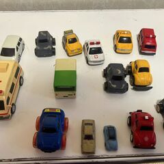 【中古玩具】ミニカー　メーカー不明ミニカー　１つ５０円の画像