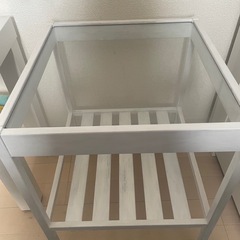 IKEA サイドテーブル の画像