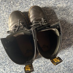 ドクターマーチン8ホール23,0最安値の画像