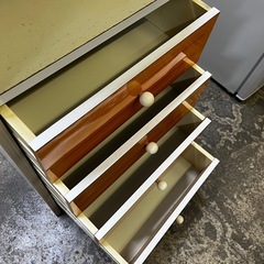 万代店　昭和レトロ　シェルフ　引き出し4段　棚の画像