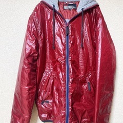 ❤️BEAMS❤️Mサイズ 光沢のある赤色　ナイロンパーカープルゾン　男女兼用の画像
