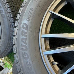 スタッドレスタイヤ+ホイール YOKOHAMA iceGUARD SUV G075 225/65R17 102Qの画像