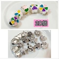 新品未使用　ハンドメイド　キッズ　アクセサリー作り　キット　チャーム　ブレスレットの画像