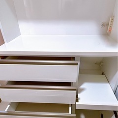 ニトリ　食器棚　白の画像