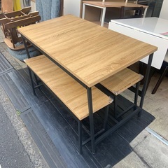 ダイニングテーブル　ベンチチェア　3点セットの画像