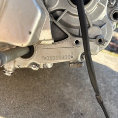 中華横型エンジンクラッチセル付き　　　50cc？の画像