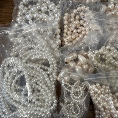 【12/22まで】ハンドメイドパーツ　ビーズ　　パールの画像