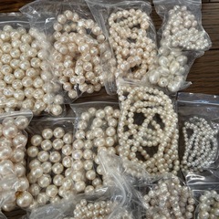 【12/22まで】ハンドメイドパーツ　ビーズ　　パールの画像