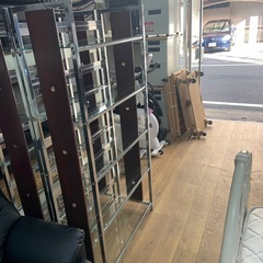 5段　ラック　ガラス棚の画像