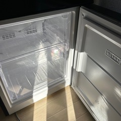 黒　冷蔵庫2年使用(不備なし、即日引き取り可)の画像
