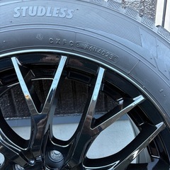 17インチ　スタッドレスタイヤホイールセットの画像