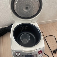 タイガー　炊飯器の画像